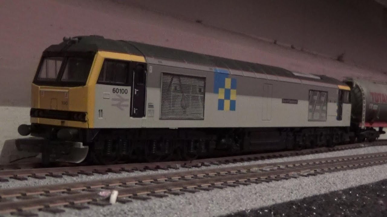 Lima 205026A4 | Class 60 Diesel Locomotive | 60100 