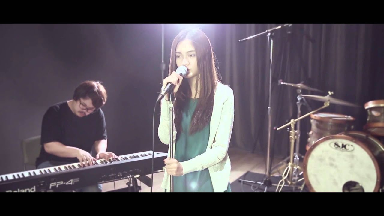 สักวันหนึ่ง - มาริสา สุโกศล (Cover) | Aoy Amornphat Feat.MadpuppetStudio