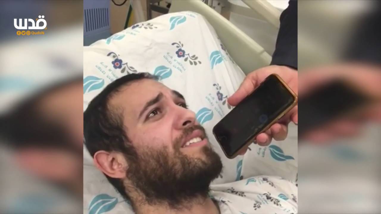 الاسير المضرب عن الطعام محمد البلبول اثناء حديثه مع والدته عبر الهاتف