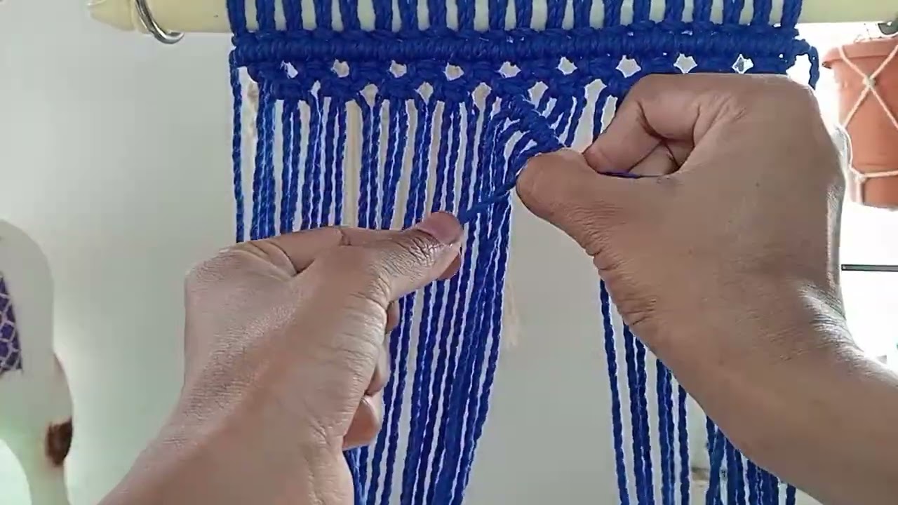 Dining table macrame mat design