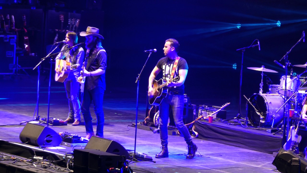 Brothers Osborne - '21 Summer' (C2C 2017, London)
