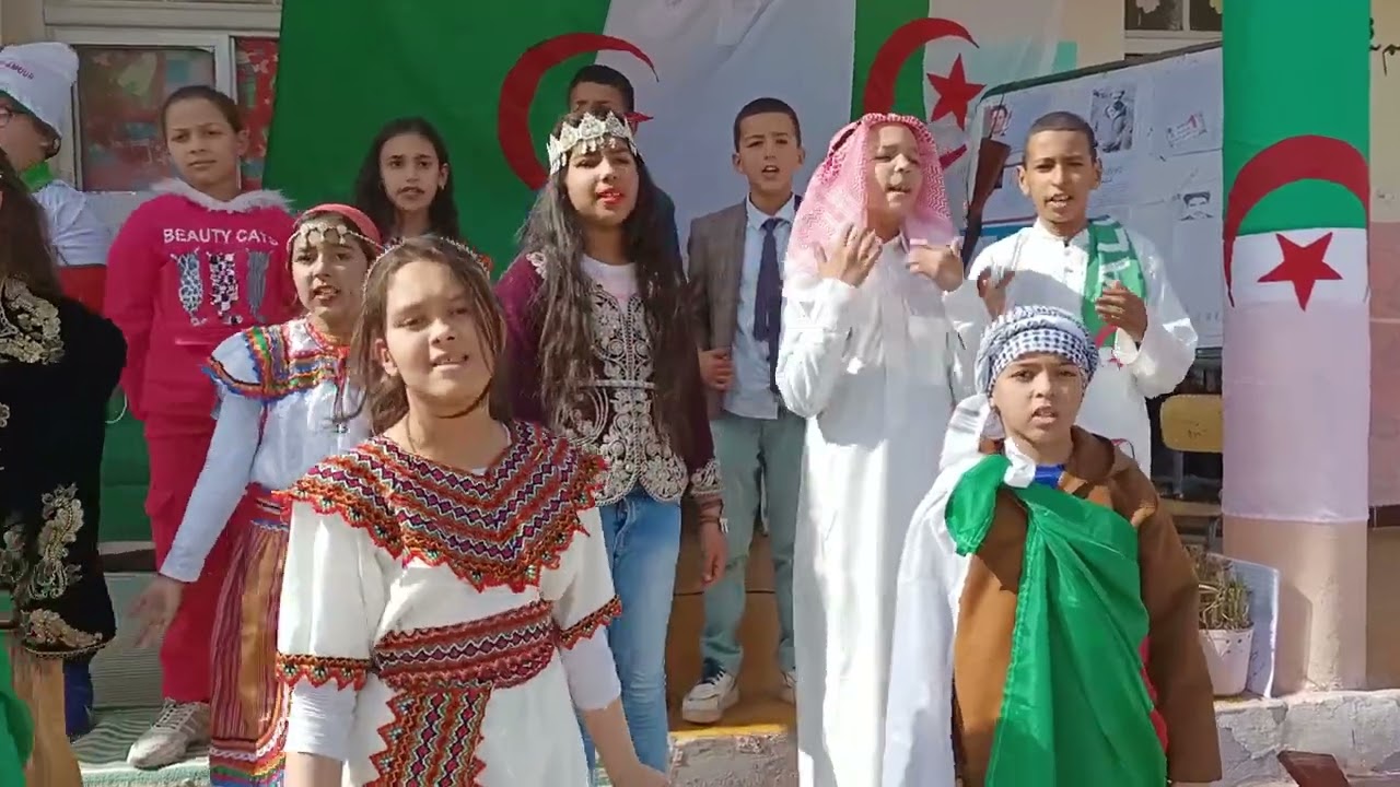 انشودة بلادي أمانة من تقديم تلاميذ السنة الرابعة لمدرسة قوال قدور ربي يحفظهم و ينجحهم.