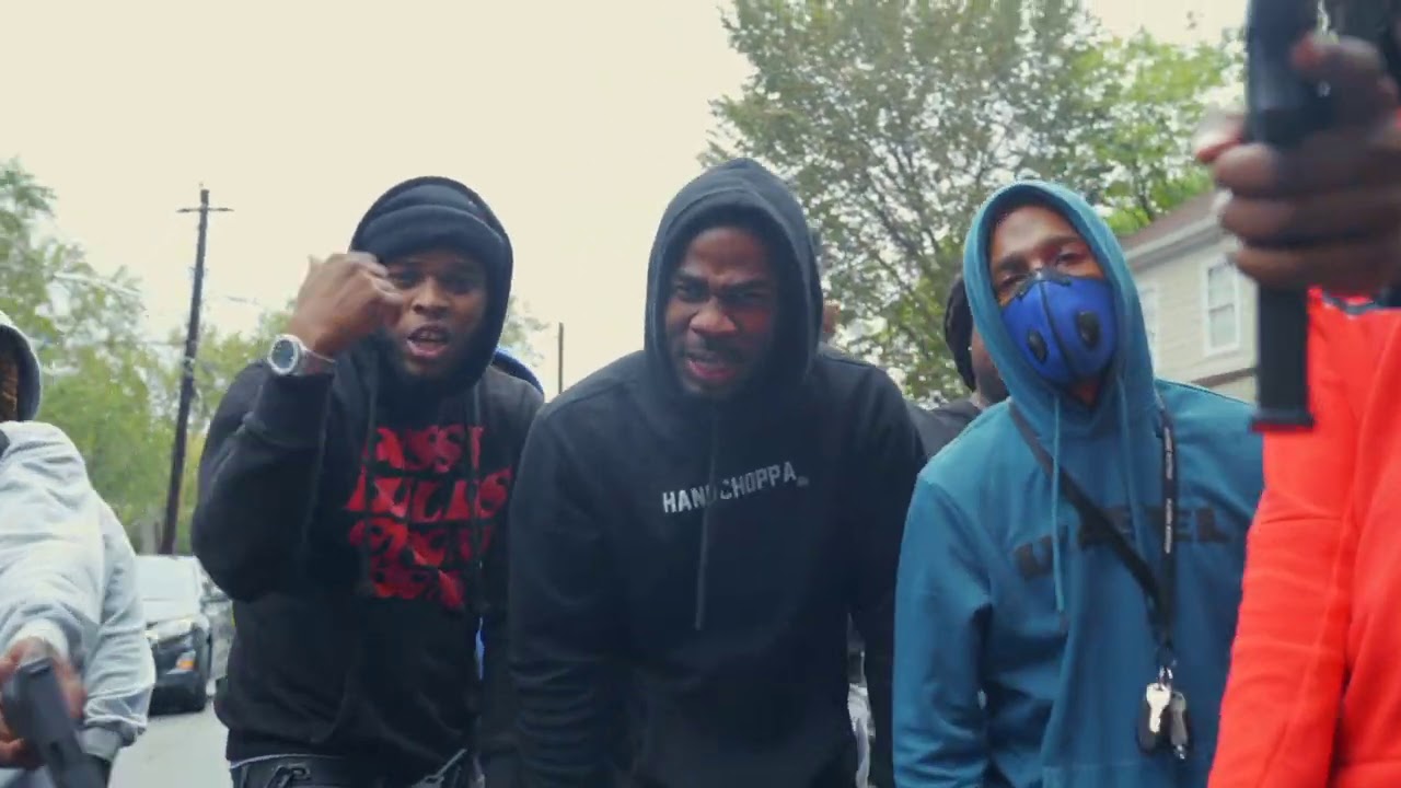 Ola Runt - Stray Dawgs (Official Music Video)