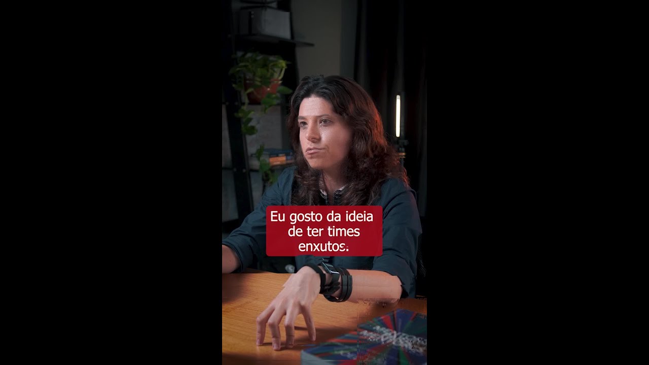Ter grandes equipes ou times mais enxutos formados por profissionais s&ecirc;nior?