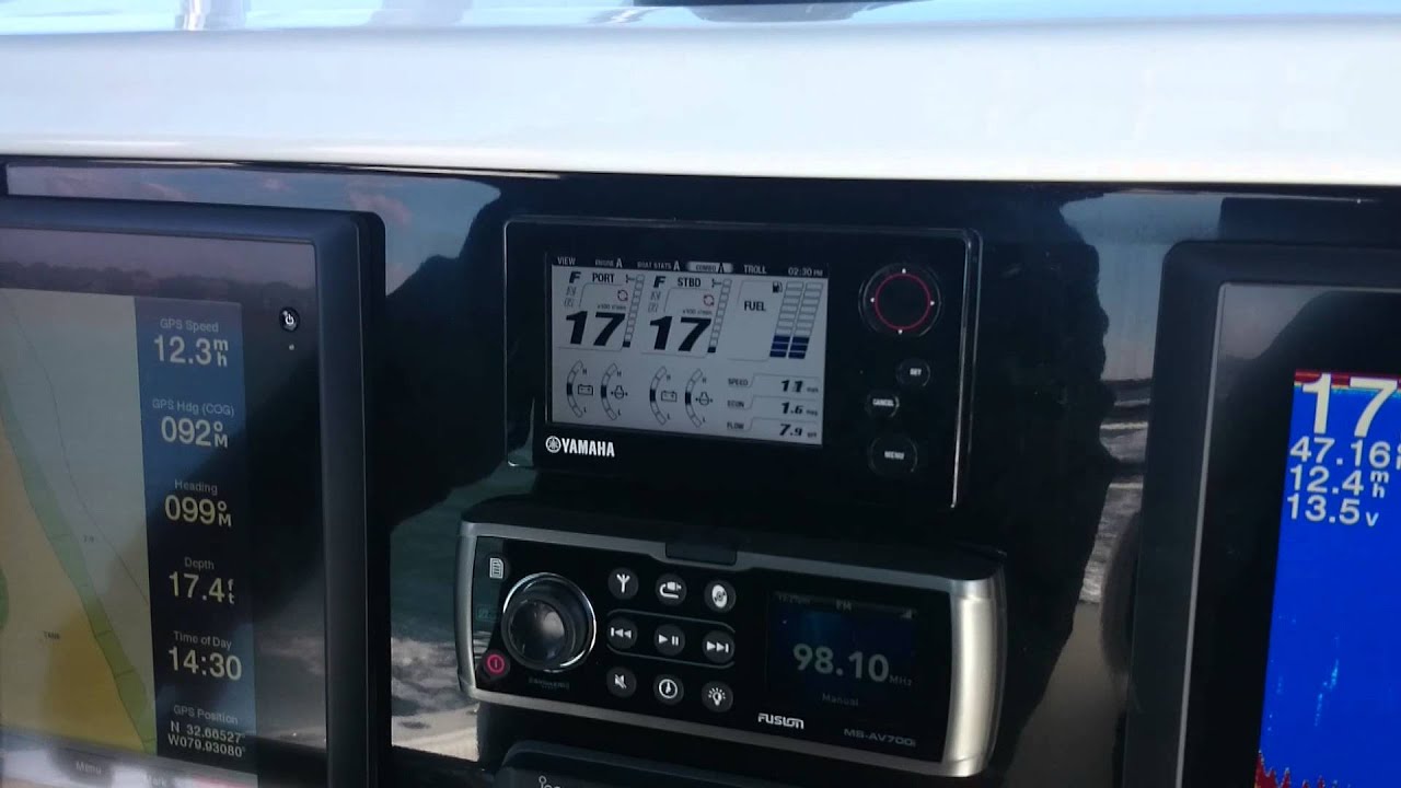 Freeman 37 2 Yamaha 350s
