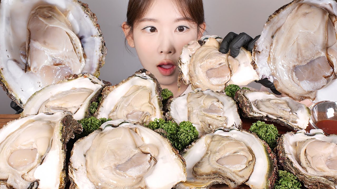 Гигантская устрица Giant raw oysters [eating show] mukbang korean food