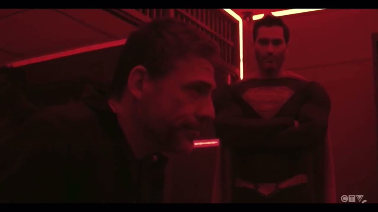 Superman has put Tal-Rho back in his jail & thanks him for his help