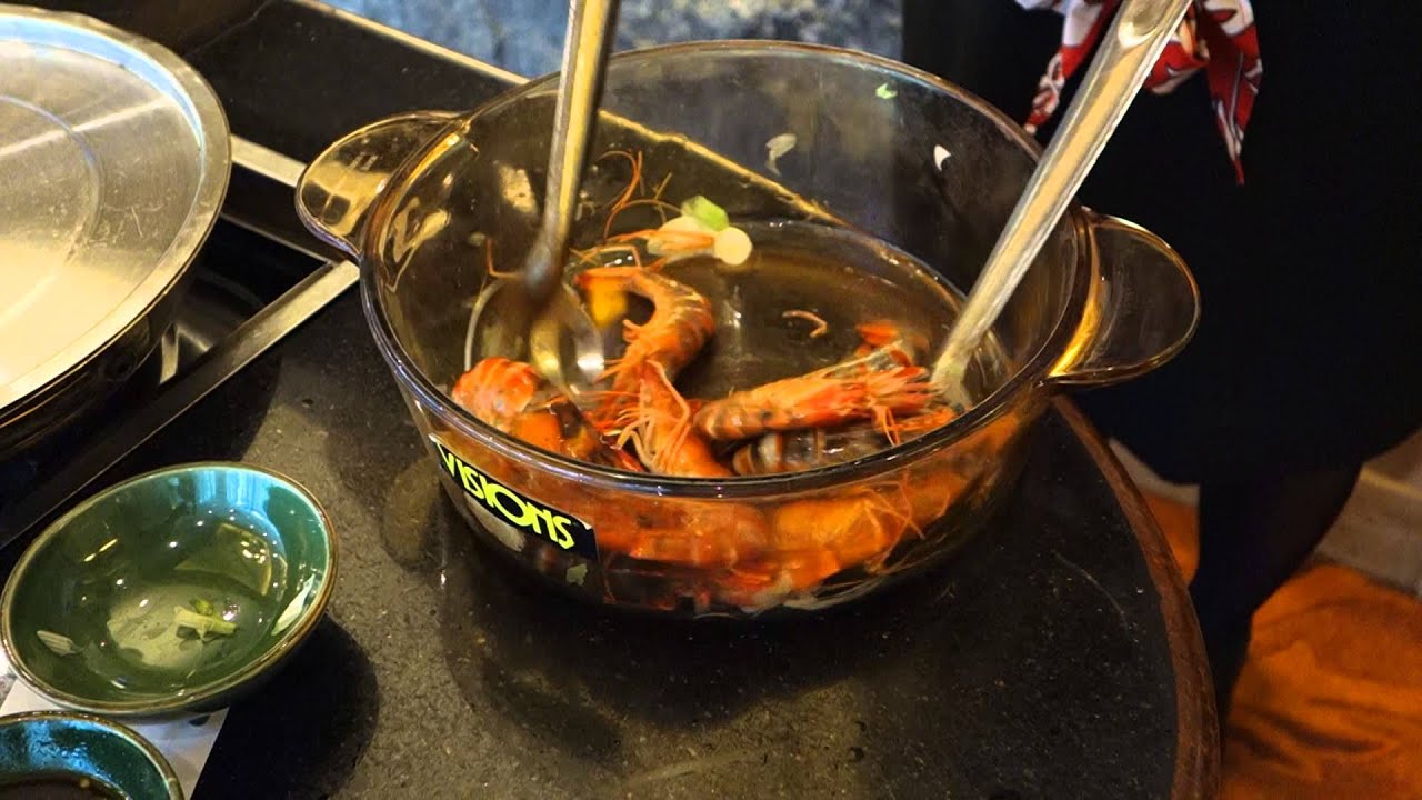 GRAPHIC: Cooking Shrimp Alive  - Canton, China