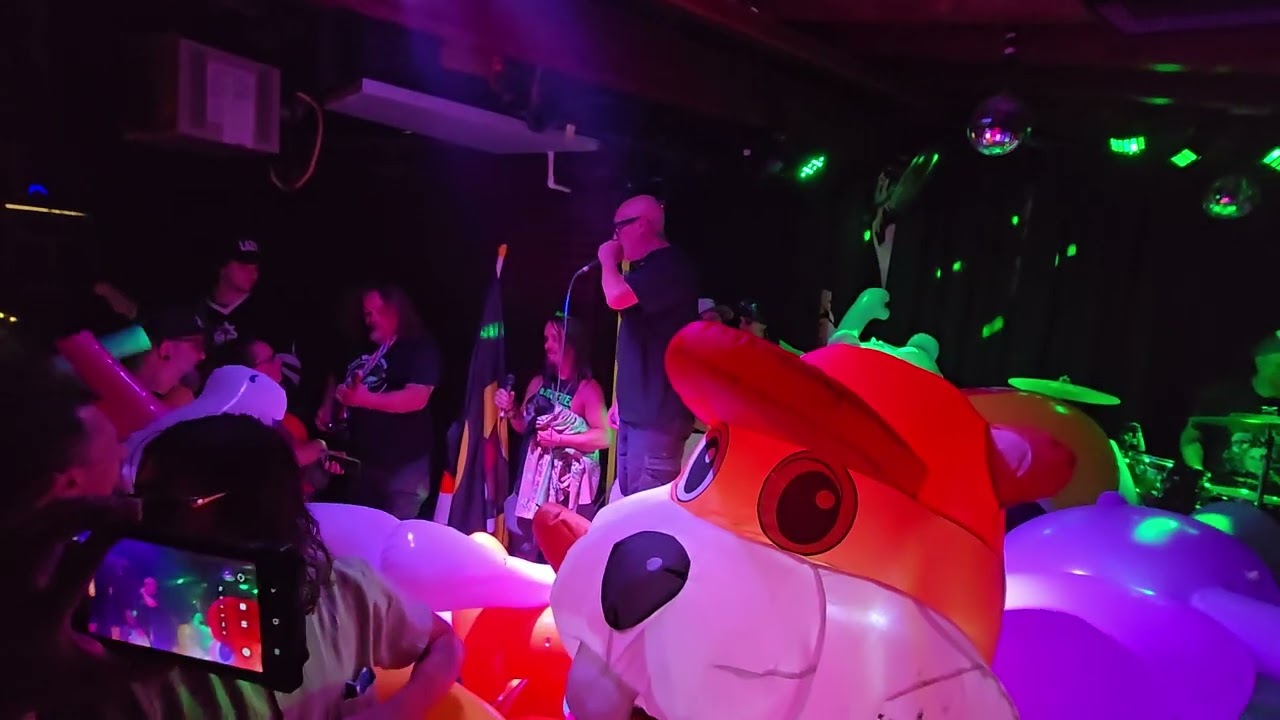 Green Jell&ouml;/&yuml;-01-(Live @ Oregon Express 8.23.25)