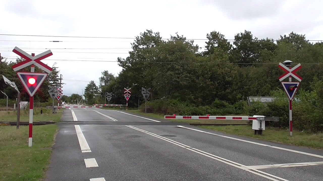 Jernbaneoverskæring Tinglev/Spoorwegovergang /Level Crossing/ Passage a Niveau/ Bahnübergang