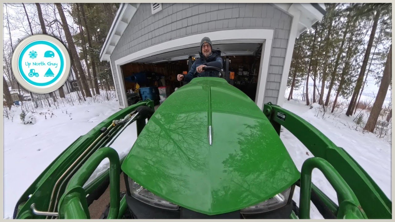 Снегоуборочная машина John Deere 2025R: видео в формате #insta360!