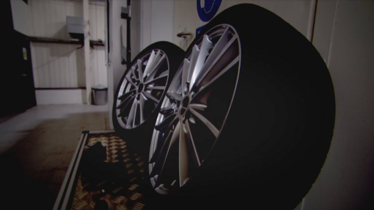 Nitrogen vs Air In Tyres - Fifth Gear