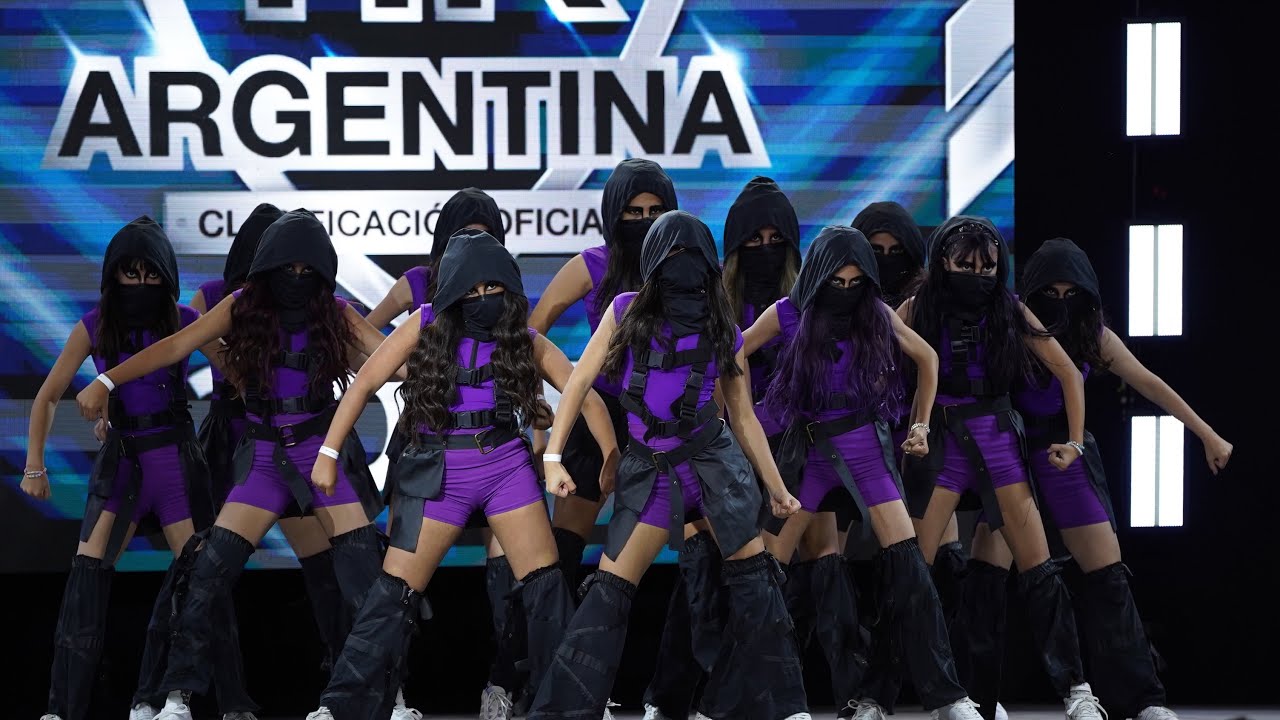 UNIVERSE CREW TIR 2025- INFANTIL B PROFESORA CANDELA CLOT 