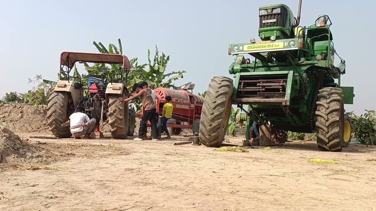 John Deere  5405.  4x4