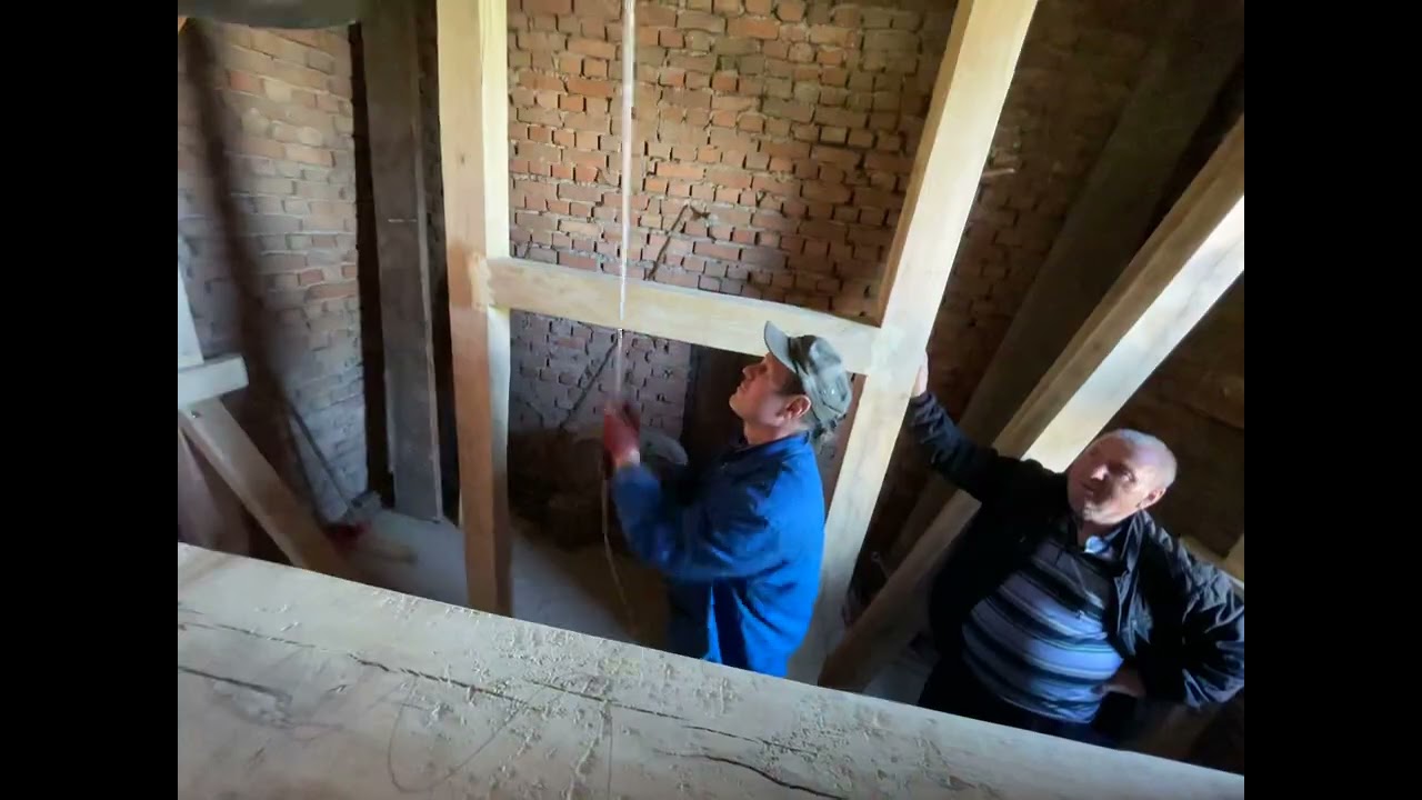 Parohia Ziua Crucii, Iași, schimbul jugului la clopotul de epocă, preot Smeu Andrei 2022