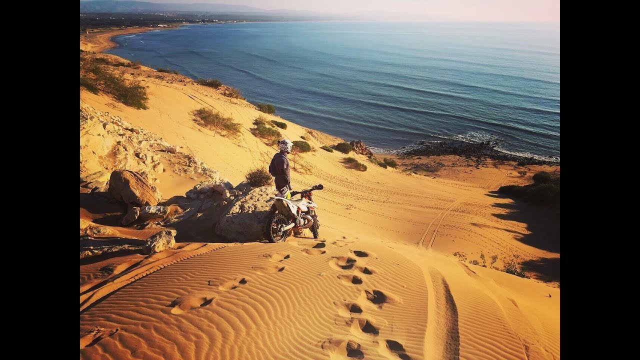 Braenzlig Enduro Adventure | Deep sand and dune riding in Marocco | Beach | KTM EXC 300 & 450