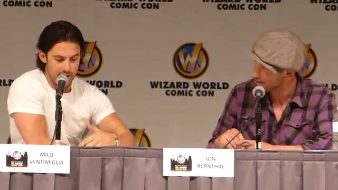 Milo Ventimiglia & Jon Bernthal : The first time they met each other - @ Wizard World Saint Louis
