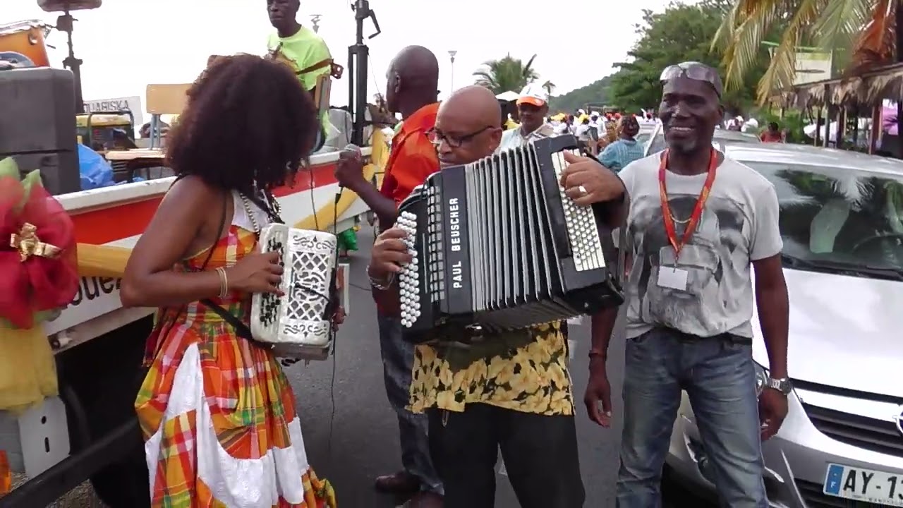 Parade des Quadrilleurs Bouillante 2016