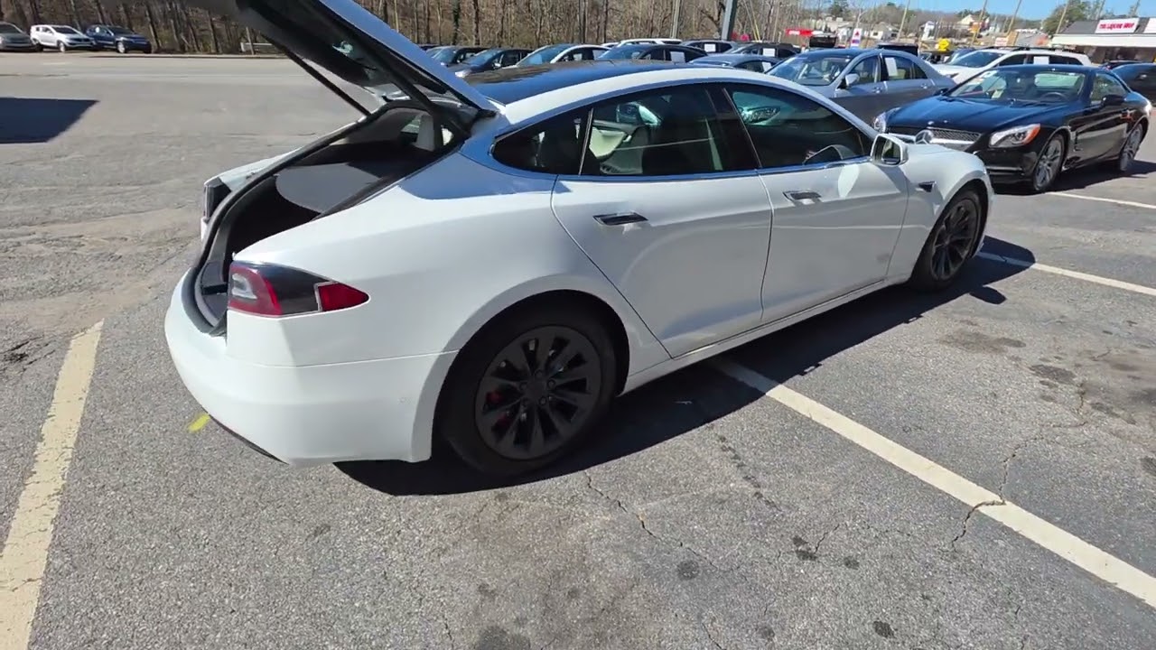 19 TESLA MODEL S PERFORMANCE FULL TESLA WARRANTY INCLUDED / MID 2027 AND FULL SELF DRIVE INCLUDED