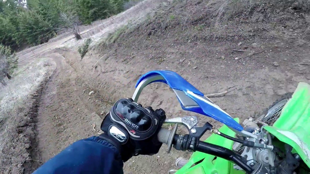 Kawasaki KDX200 Epic Hillclimbs, Jumps, and Trails!