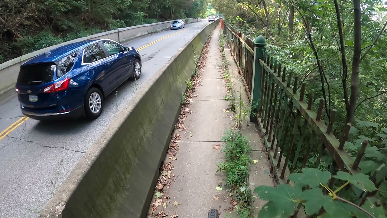 Urban Biking around Pittsburgh Pennsylvnaia - Mount Washington Loop Go  Pro