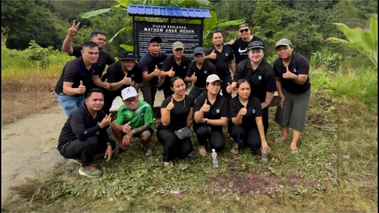 Program Komuniti PYS Mendirikan Papan Tanda Makam Pahlawan MATHEW ANAK MEDAN WiraNegara dari Ng Tada