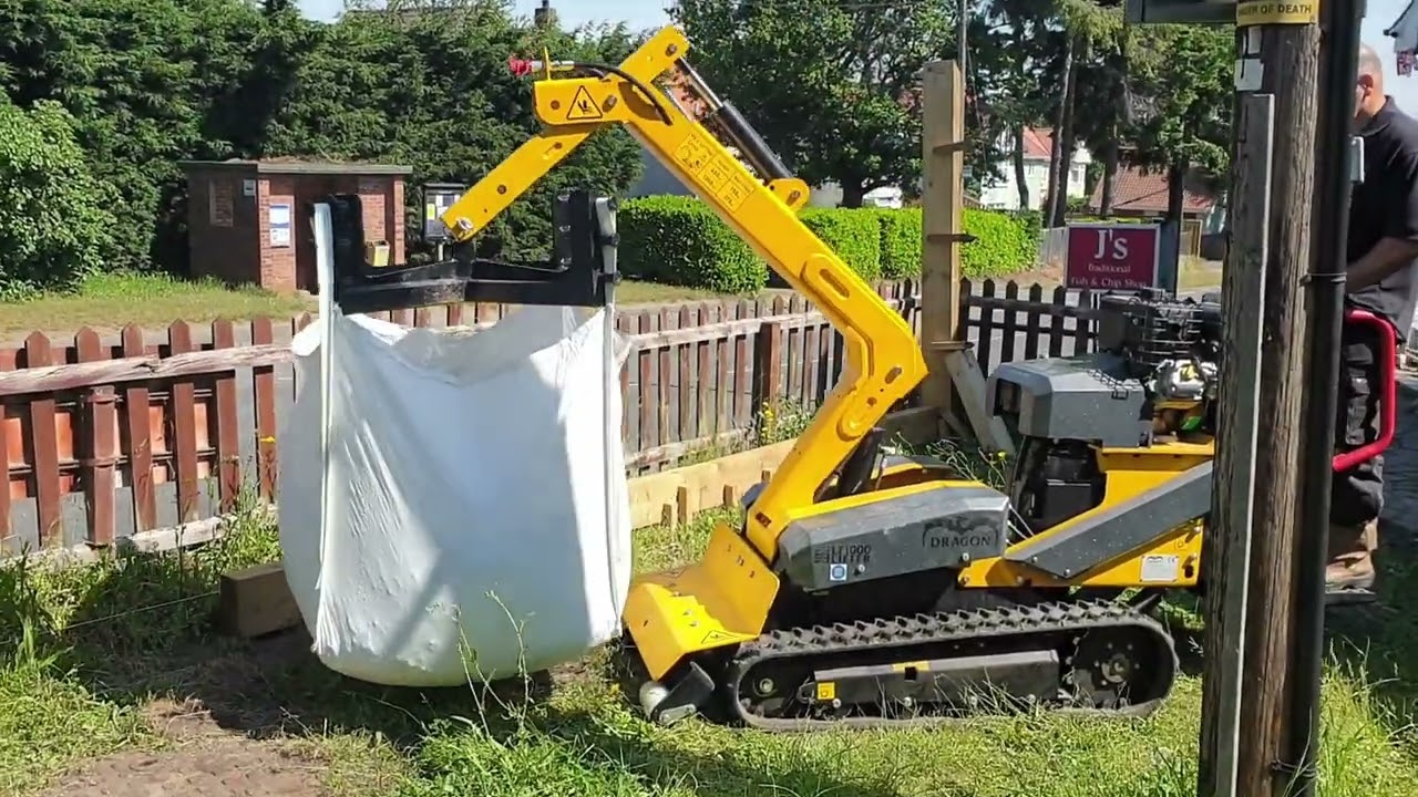 LF1000 transports multiple bulk bags of MOT up hill