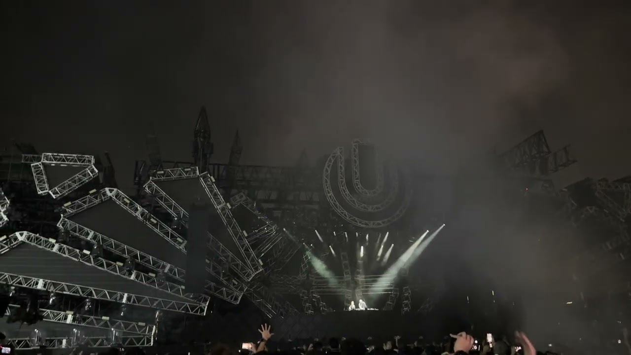 Supermode & MEDUZA x SHM & The Weeknd - Tell Me Why x Moth To A Flame (ULTRA JAPAN 2023) [4K HDR]