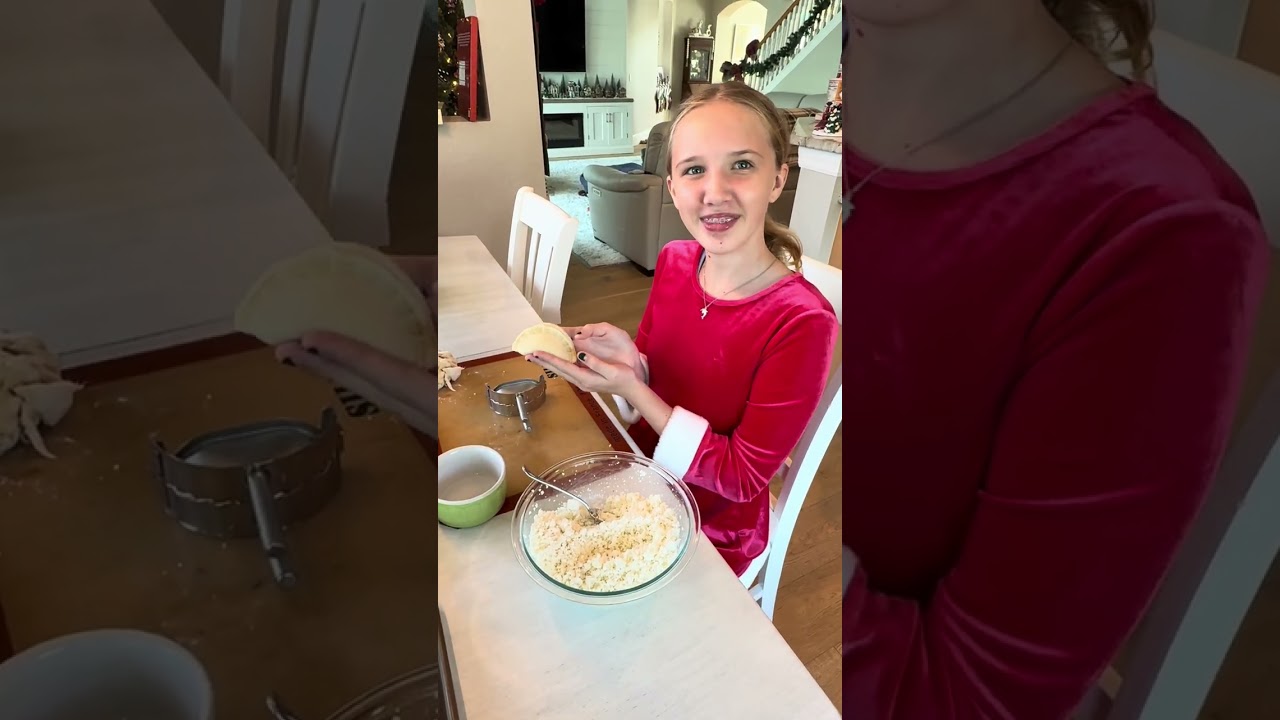 Farm Food Fun - The Pierogi Christmas Princess Shares her Tricks for Homemade Polish Pierogi 🎄🇵🇱