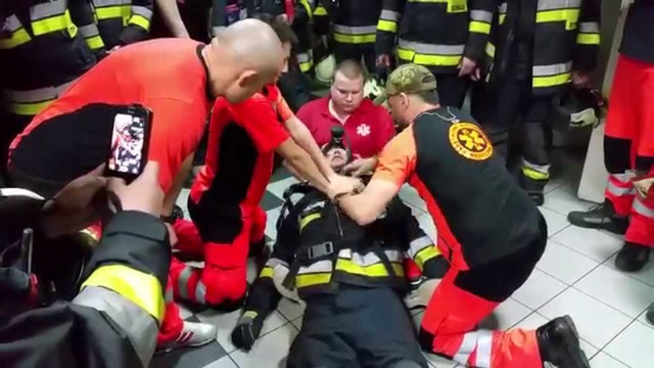 Zatrzymanie krążenia strażaka