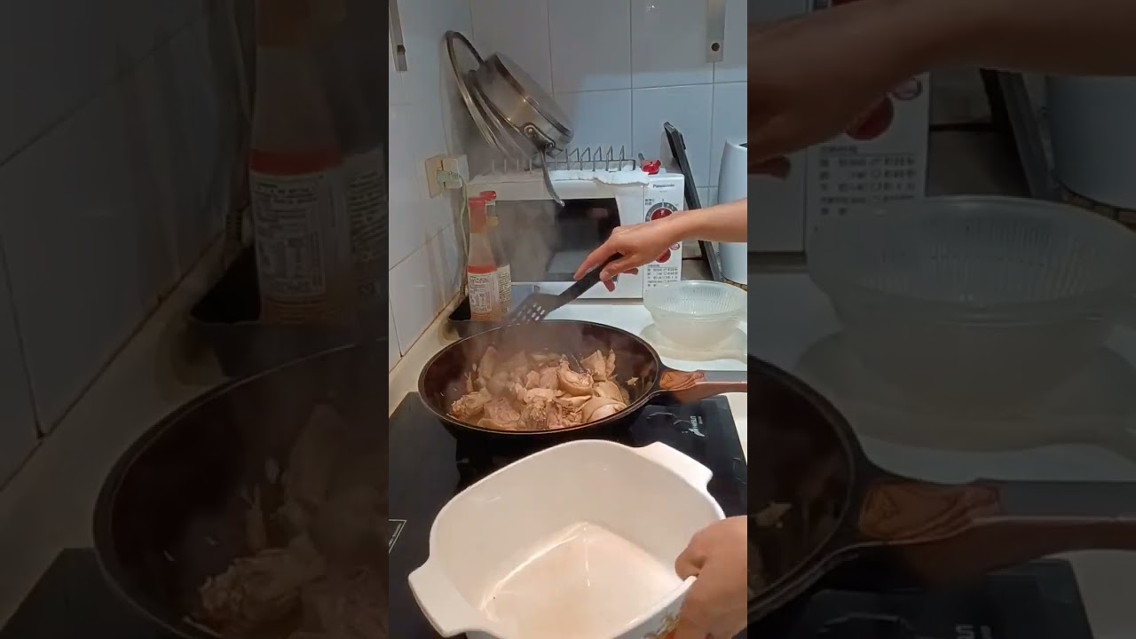chicken with ginger and wine..a common Chinese soup that will not disappear during the winter.