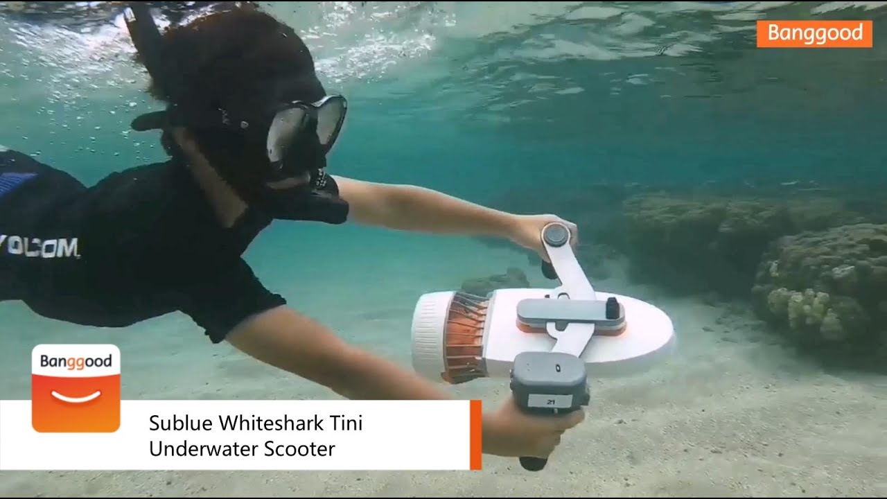 Kid Tests the Sublue Whiteshark Tini Underwater Scooter