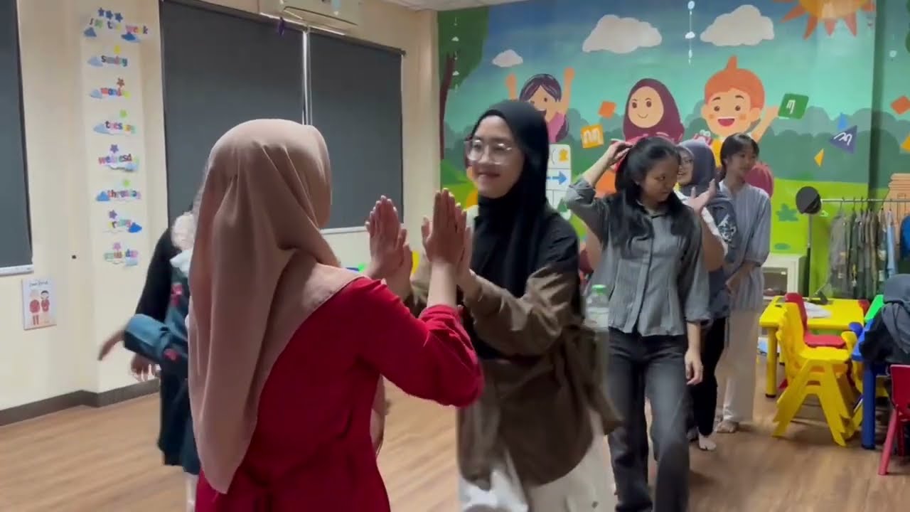 Video 3 - Annisa Aulia Rakhmasari - MK Micoteaching - PGPAUD Unesa