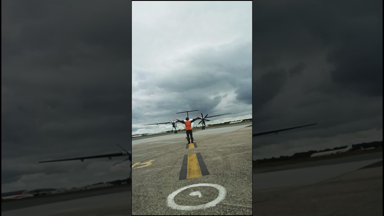 Marshalling Luxair Dash8-400 #aircraft #work #aviation #video