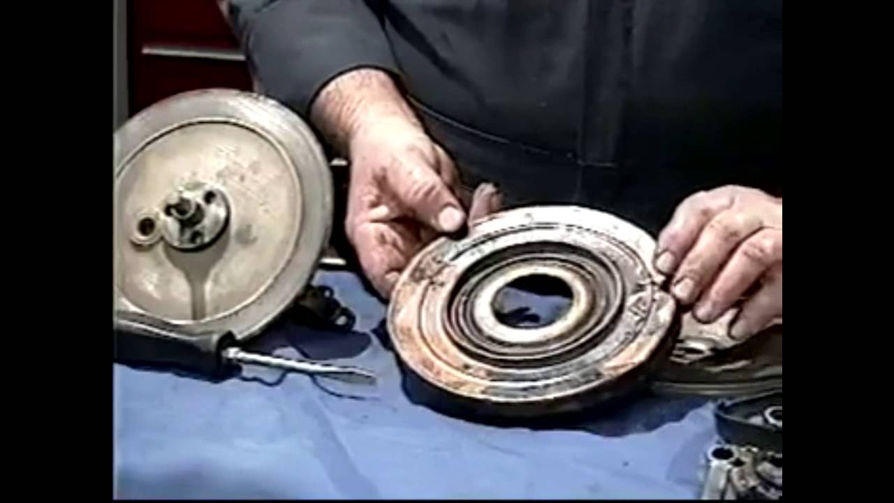 Brake Rebuild - More Shoes and Servo - Part 3 - Rolls Royce Silver Cloud 2 or 3