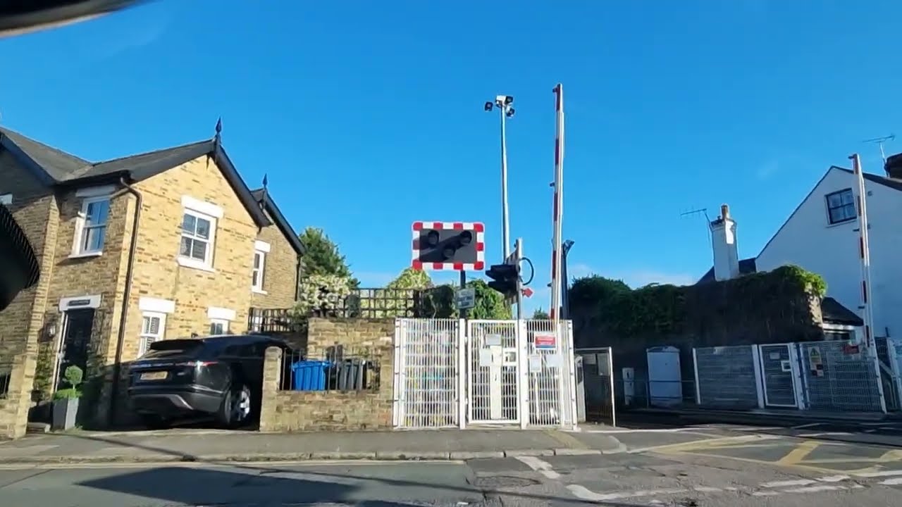 Slough  to Datchet - driving - Dashcam Tour
