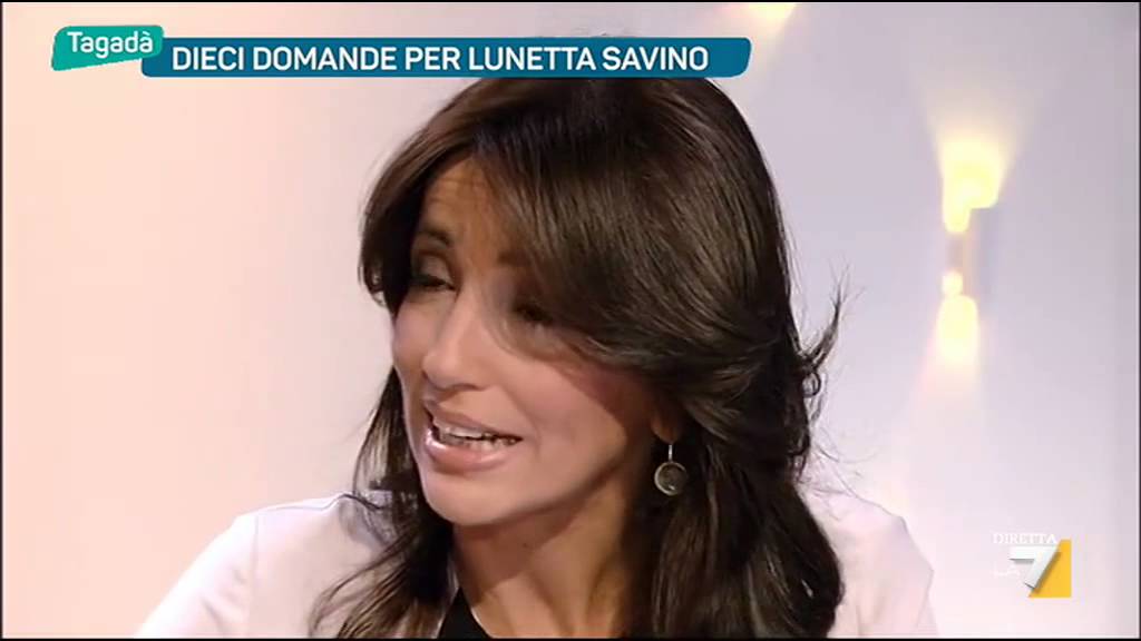Dieci domande a Lunetta Savino