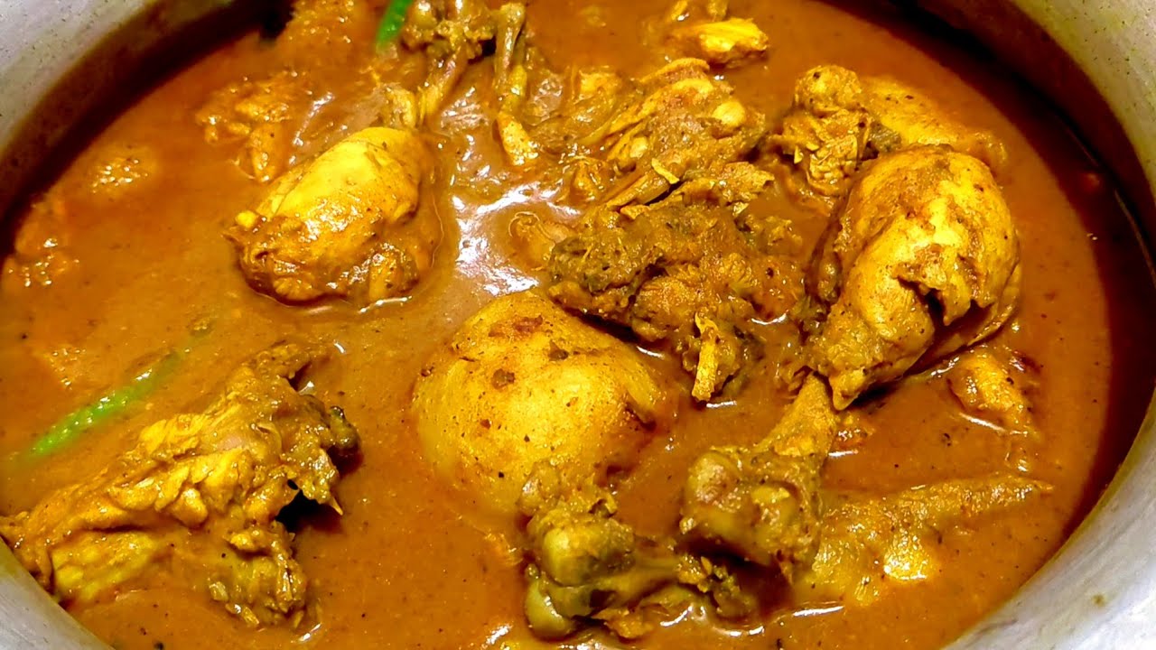 আলু দিয়ে মুরগির মাংস রান্নার রেসিপি@Nowrin Cooking Ghor. 