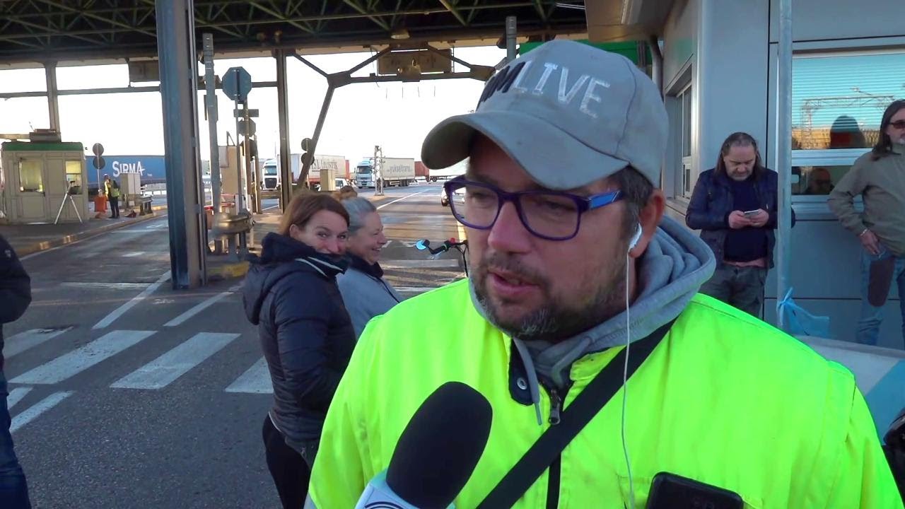 Trieste, il portavoce dei portuali no Green Pass: 