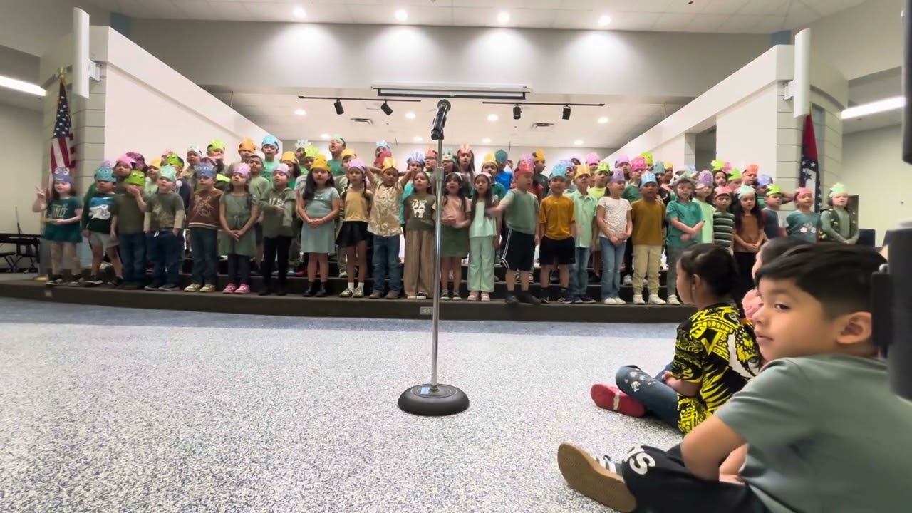 1st Grade Presents Dinostars!