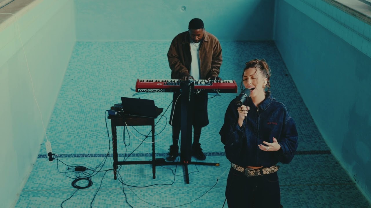 LYVIA - Little White Lie (Home Session)