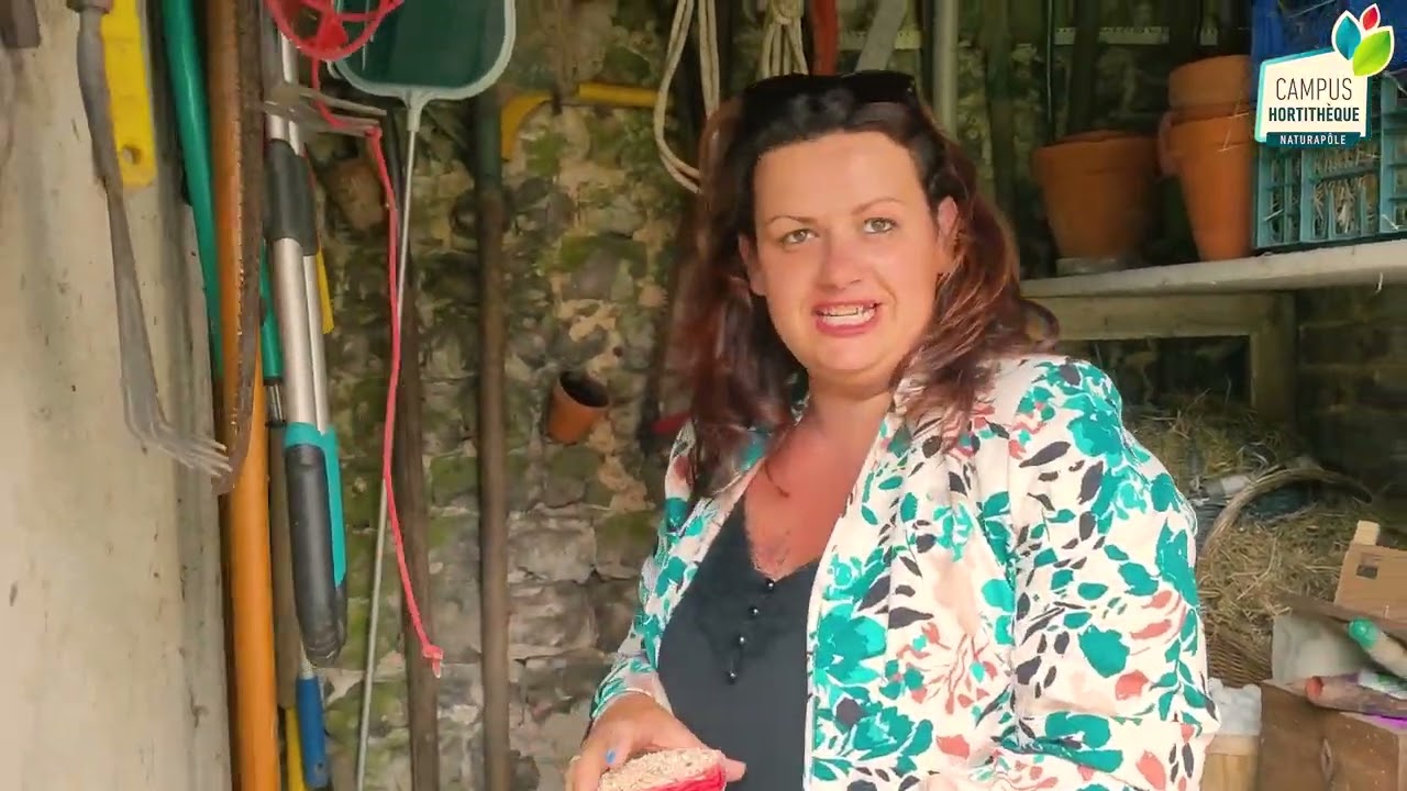 Portrait Nolwenn Uguen, pet sitter/garde d'animaux 🐶🐱🐰🐠🐢🐍🐹🐔