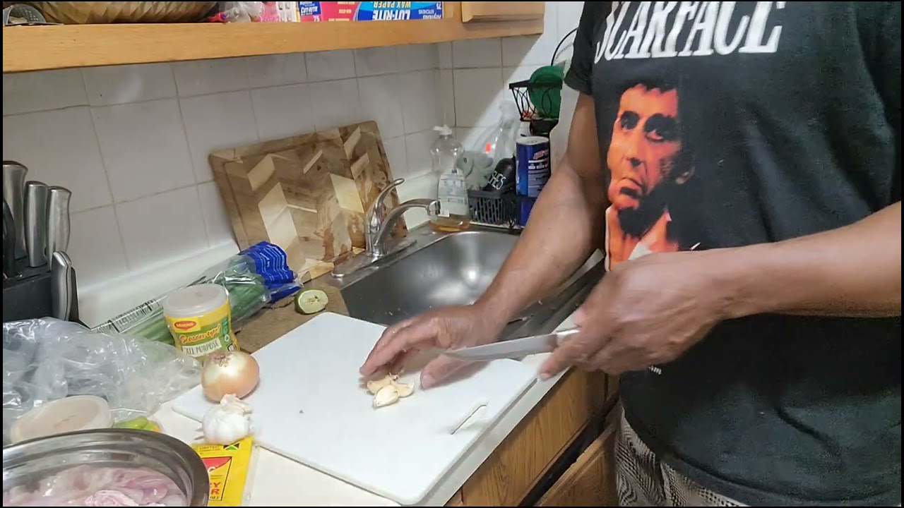 Chris in the kitchen cooking curry chicken must watc !!!