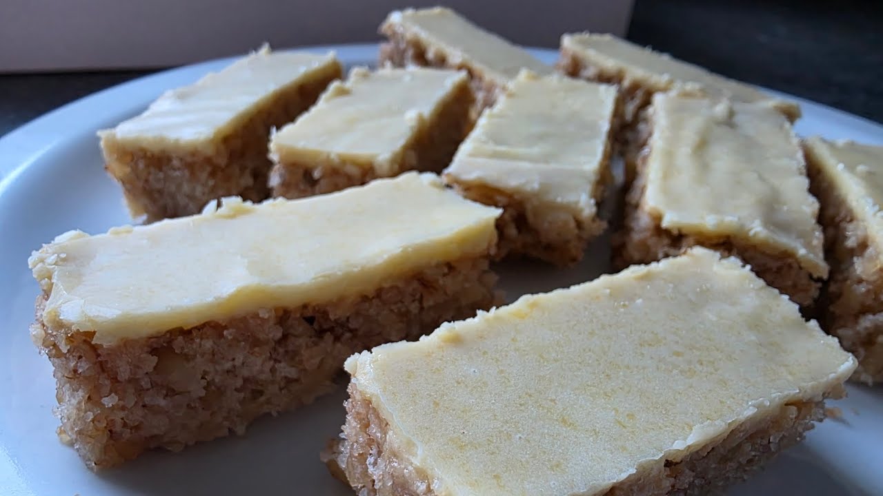 Žĺtkové rezy na Vianoce, sponge yolk Christmas cake slices