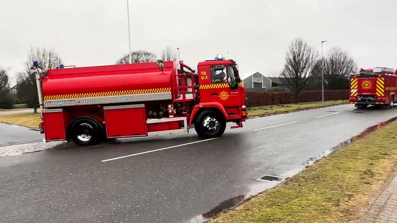 2x TrekantBrand St. Lunderskov assistance til Egtved. Bygn. brand gård. 
