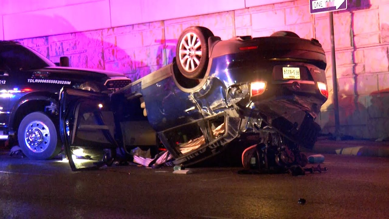 SAPD: Police cruiser slams into tow truck at site of rollover crash