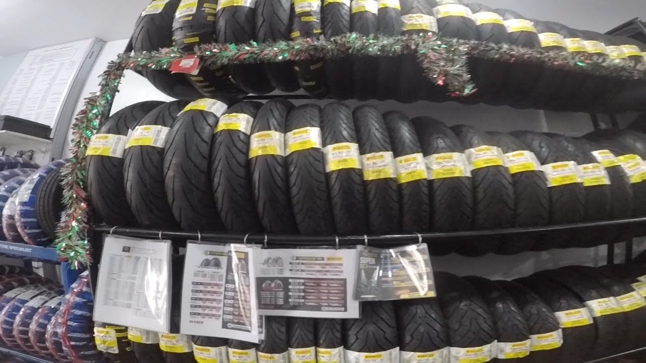 libreng pakabit ng gulong  pag bibili kayo ng gulong dito lang sa cauyan city JOYRIDE MOTO TIRES
