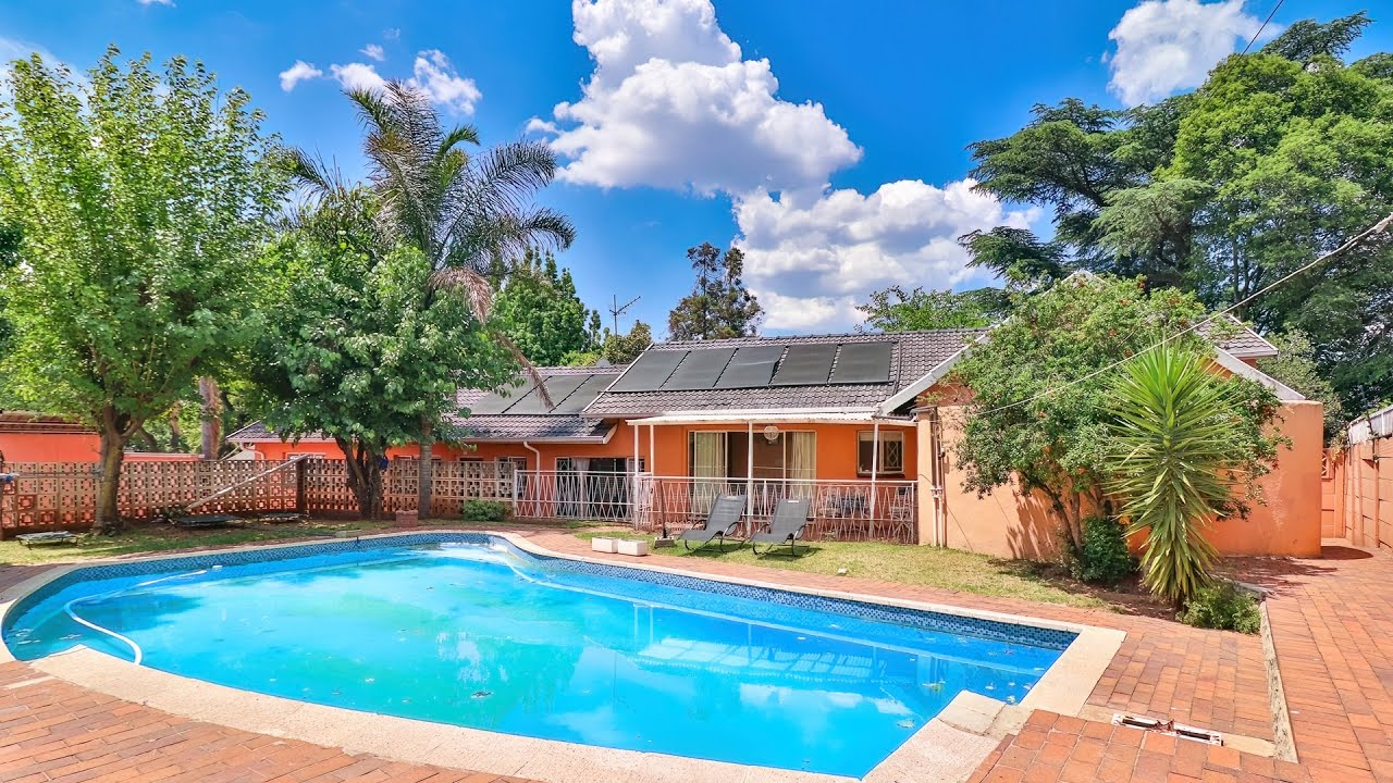 House for For Sale | Mondeor