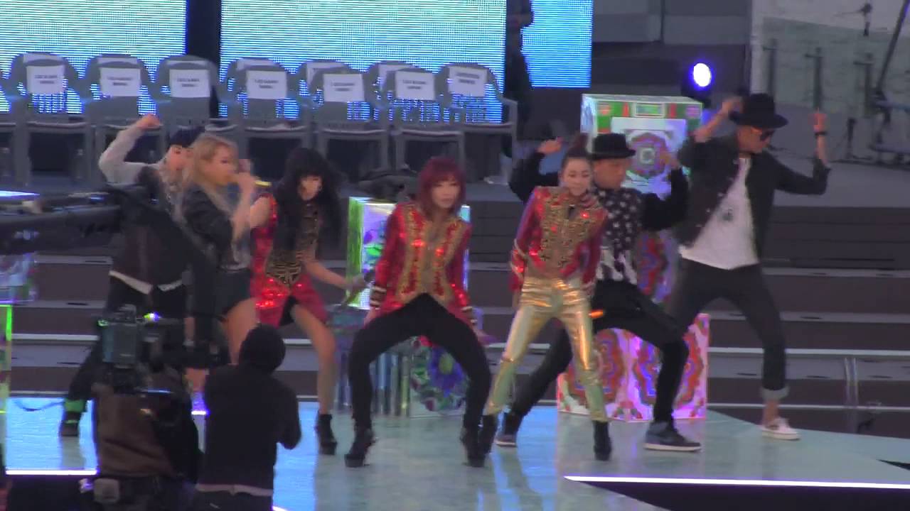 2NE1- Crush Rehearsal at ANTM