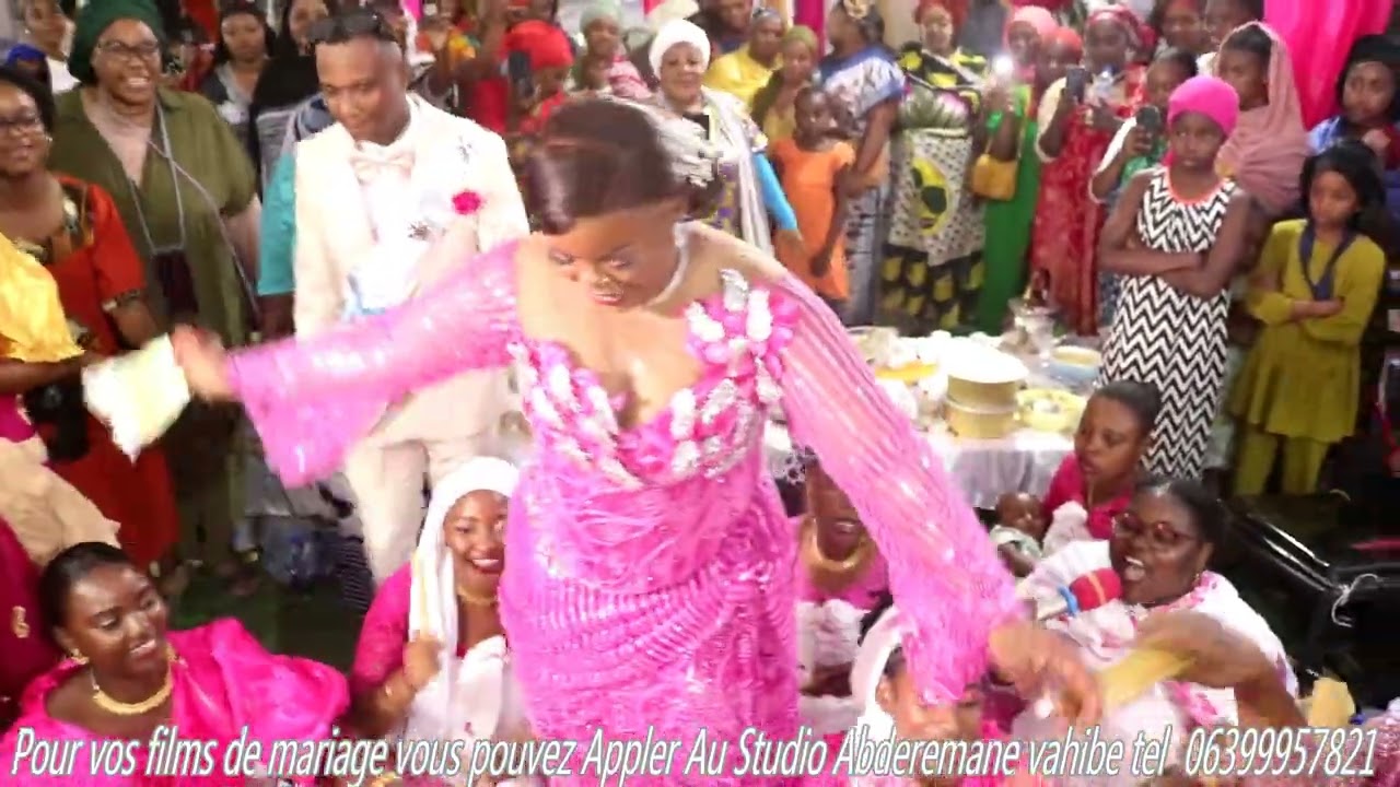 Rose Mr Farsi et Mme Nazra  Labattoir  Chembenyoumba
